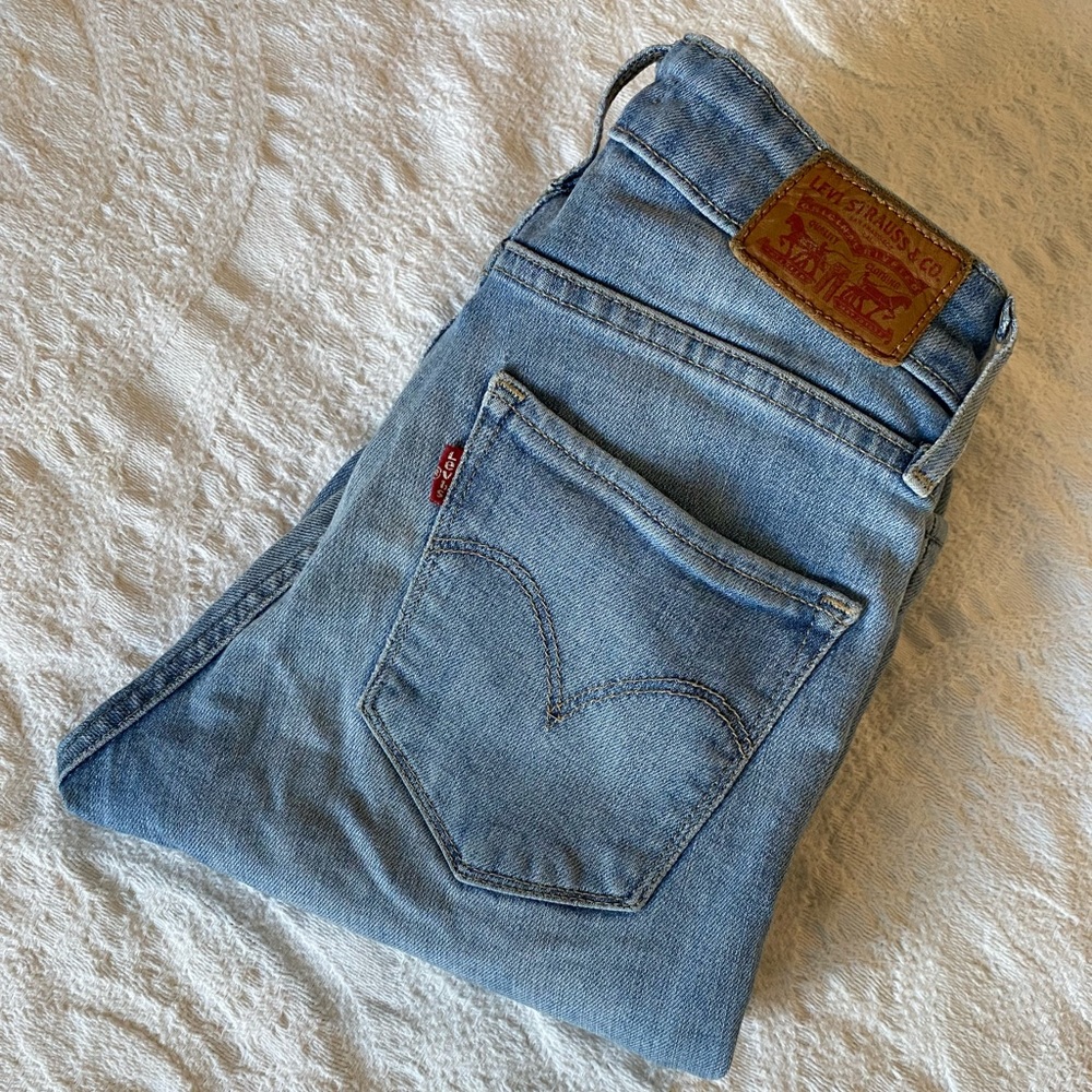 Levi’s 721 high rise skinny jeans size 25